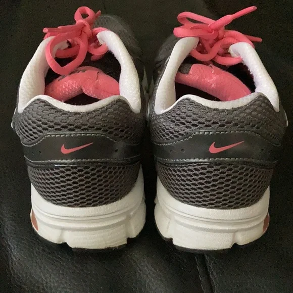 Nike Air Retaliate - Picture 4 of 6